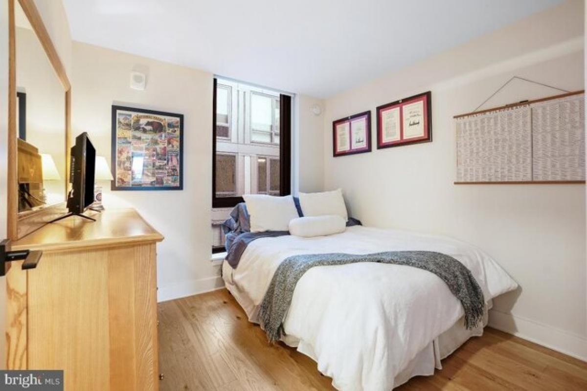 Picture of Home For Sale in Washington, District of Columbia, United States