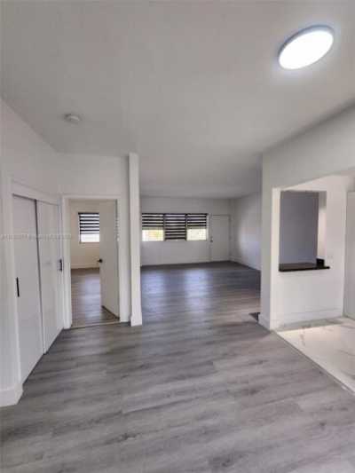 Apartment For Rent in Miami Beach, Florida