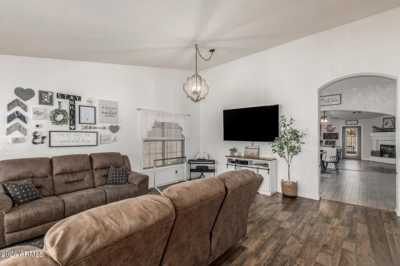 Home For Sale in Surprise, Arizona