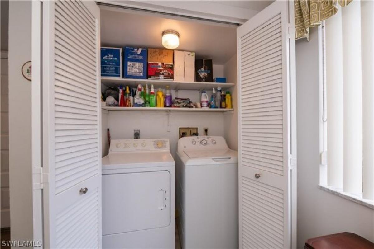 Picture of Home For Sale in North Fort Myers, Florida, United States