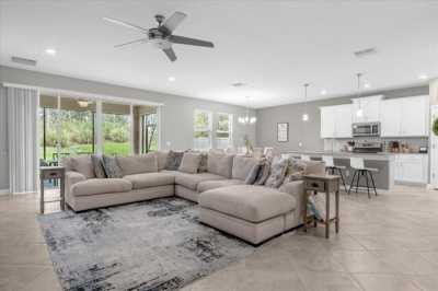 Home For Sale in Saint Cloud, Florida