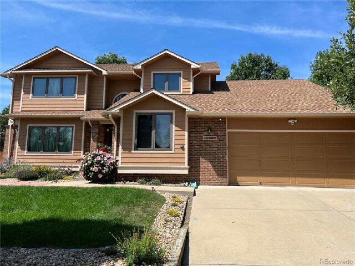 Picture of Home For Sale in Longmont, Colorado, United States