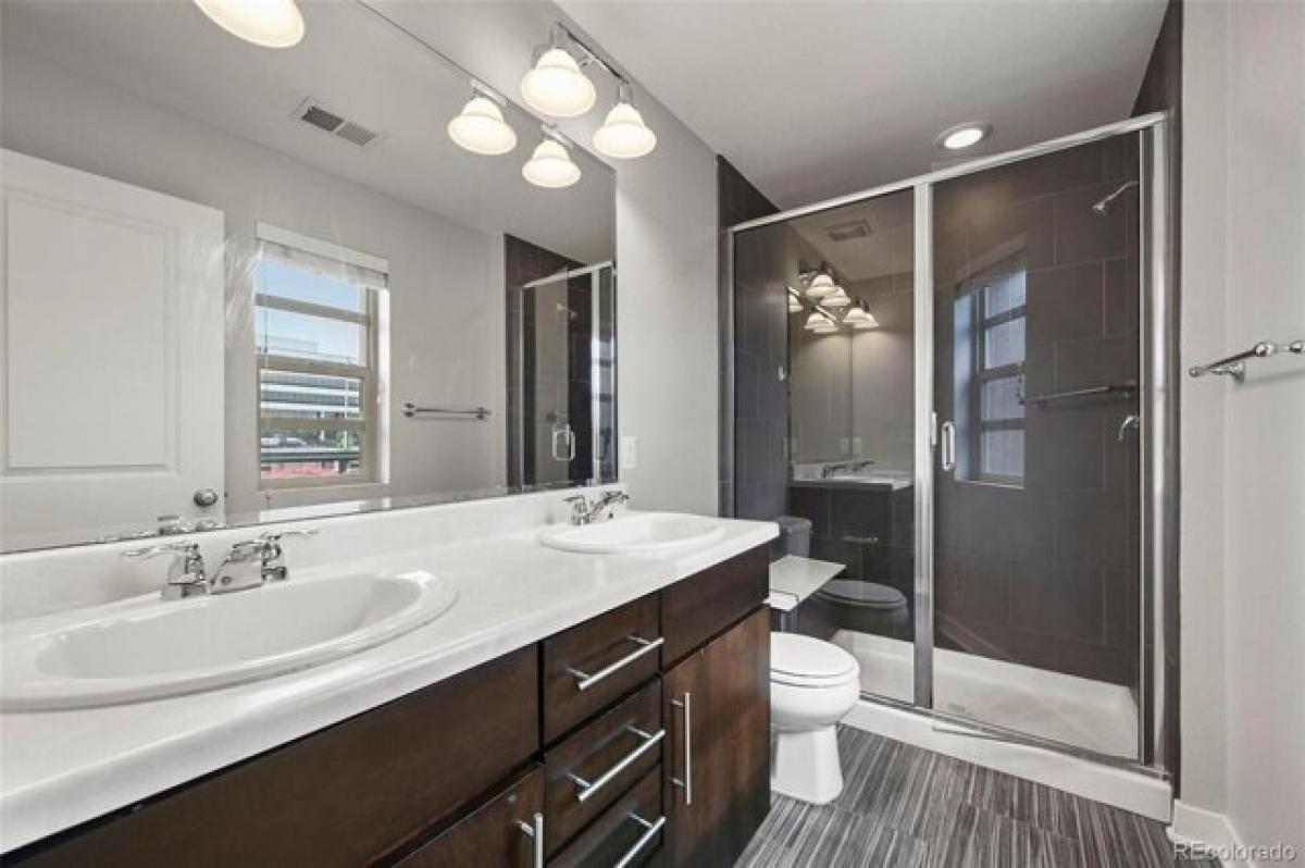 Picture of Home For Sale in Lakewood, Colorado, United States