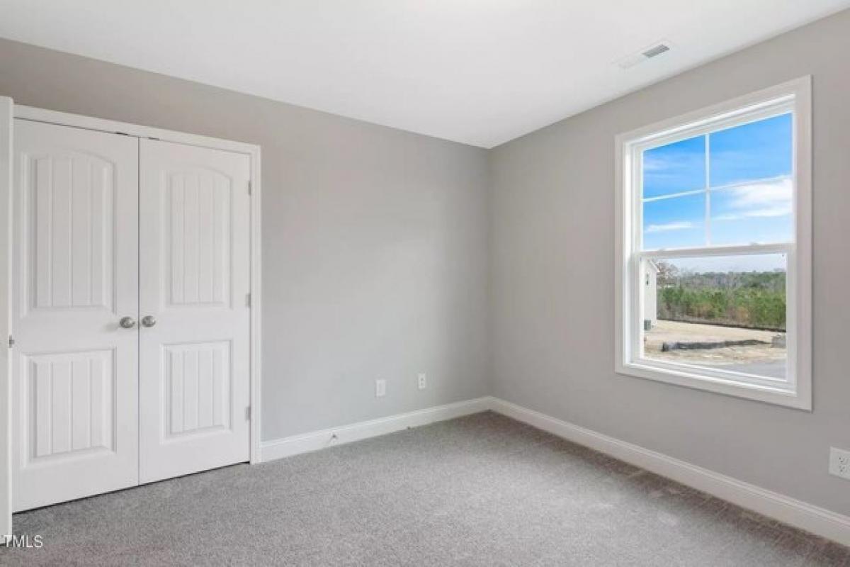 Picture of Home For Sale in Wendell, North Carolina, United States