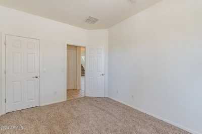 Home For Sale in Goodyear, Arizona