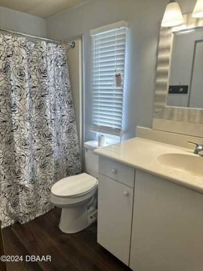 Home For Sale in Deland, Florida