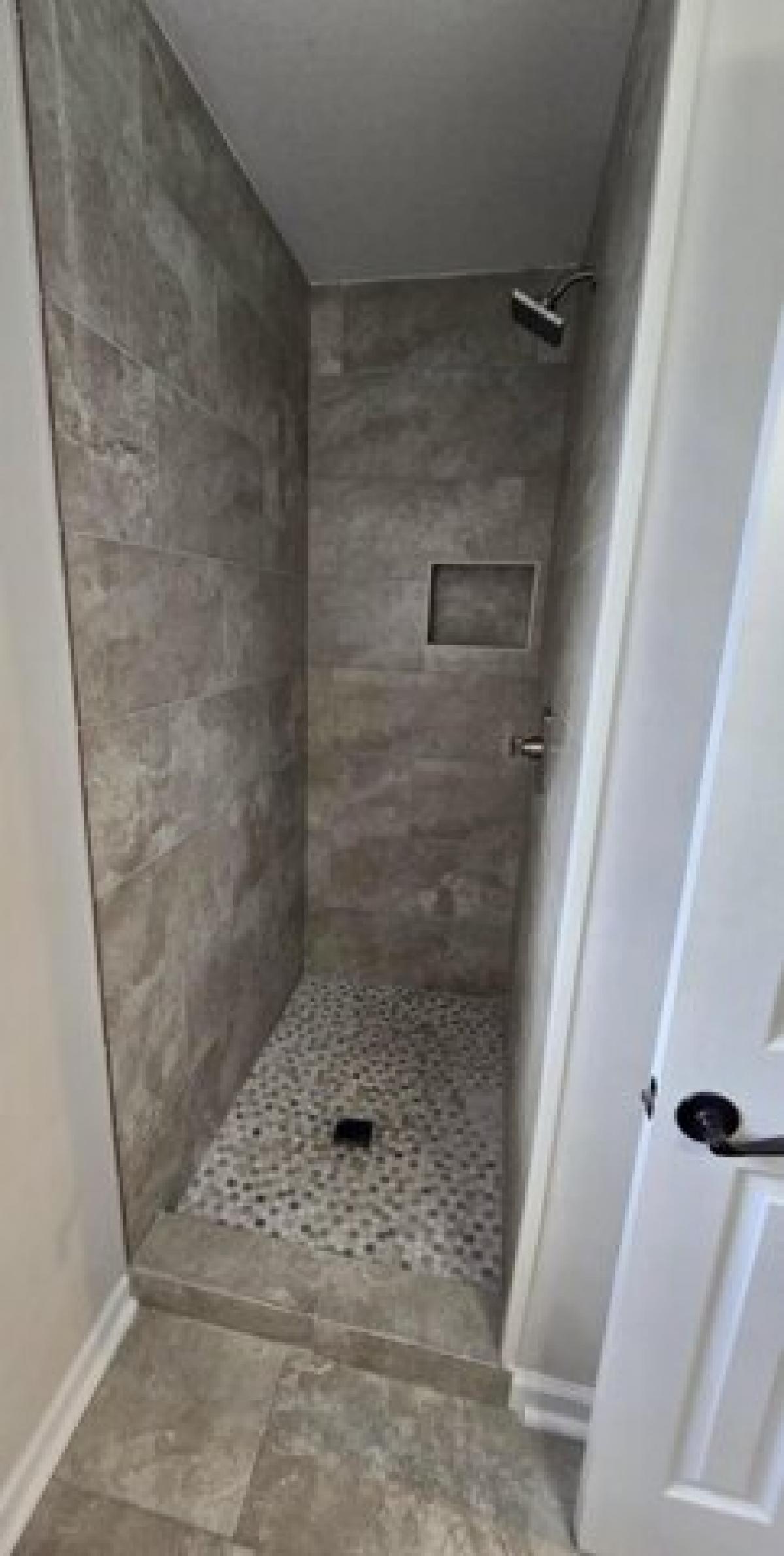 Picture of Home For Sale in Memphis, Tennessee, United States