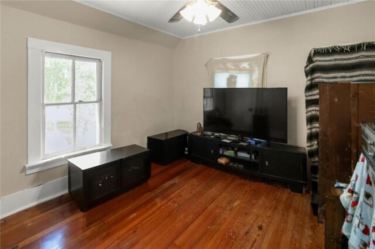 Picture of Home For Sale in Interlachen, Florida, United States