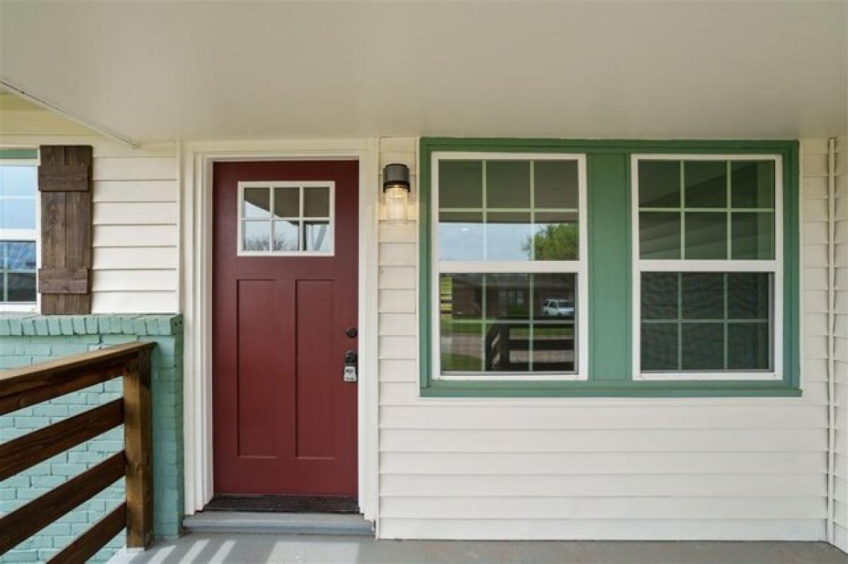 Picture of Home For Sale in Lawton, Oklahoma, United States
