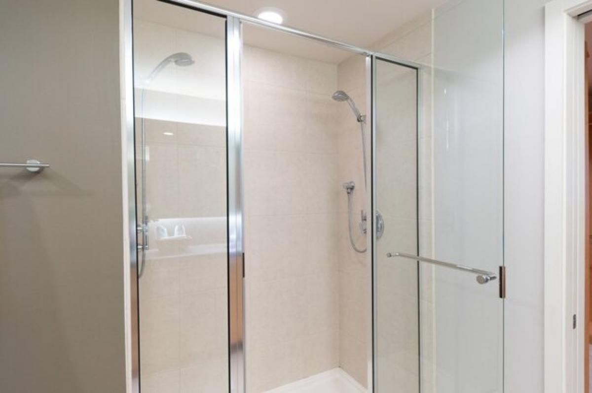 Picture of Home For Sale in Milwaukee, Wisconsin, United States