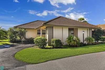 Home For Sale in Atlantis, Florida