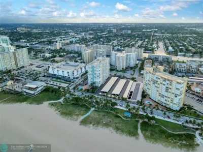 Home For Sale in Pompano Beach, Florida