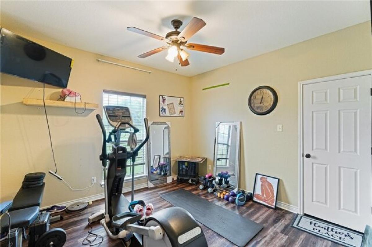 Picture of Home For Sale in Corpus Christi, Texas, United States