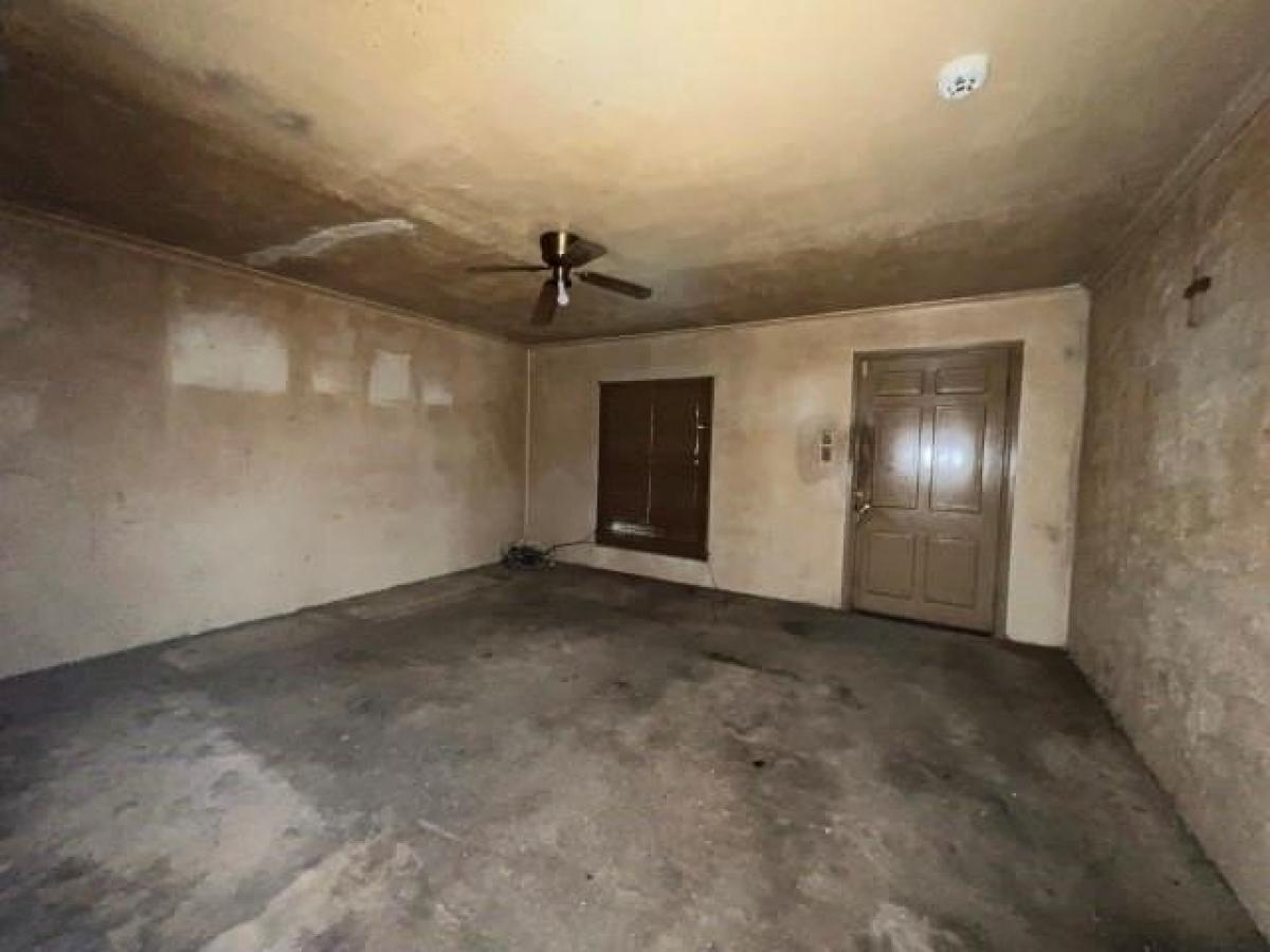 Picture of Home For Sale in Waco, Texas, United States