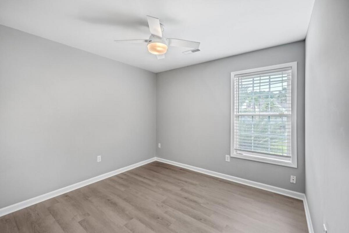 Picture of Home For Sale in Mount Pleasant, South Carolina, United States