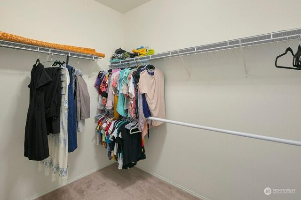 Picture of Home For Sale in Sammamish, Washington, United States