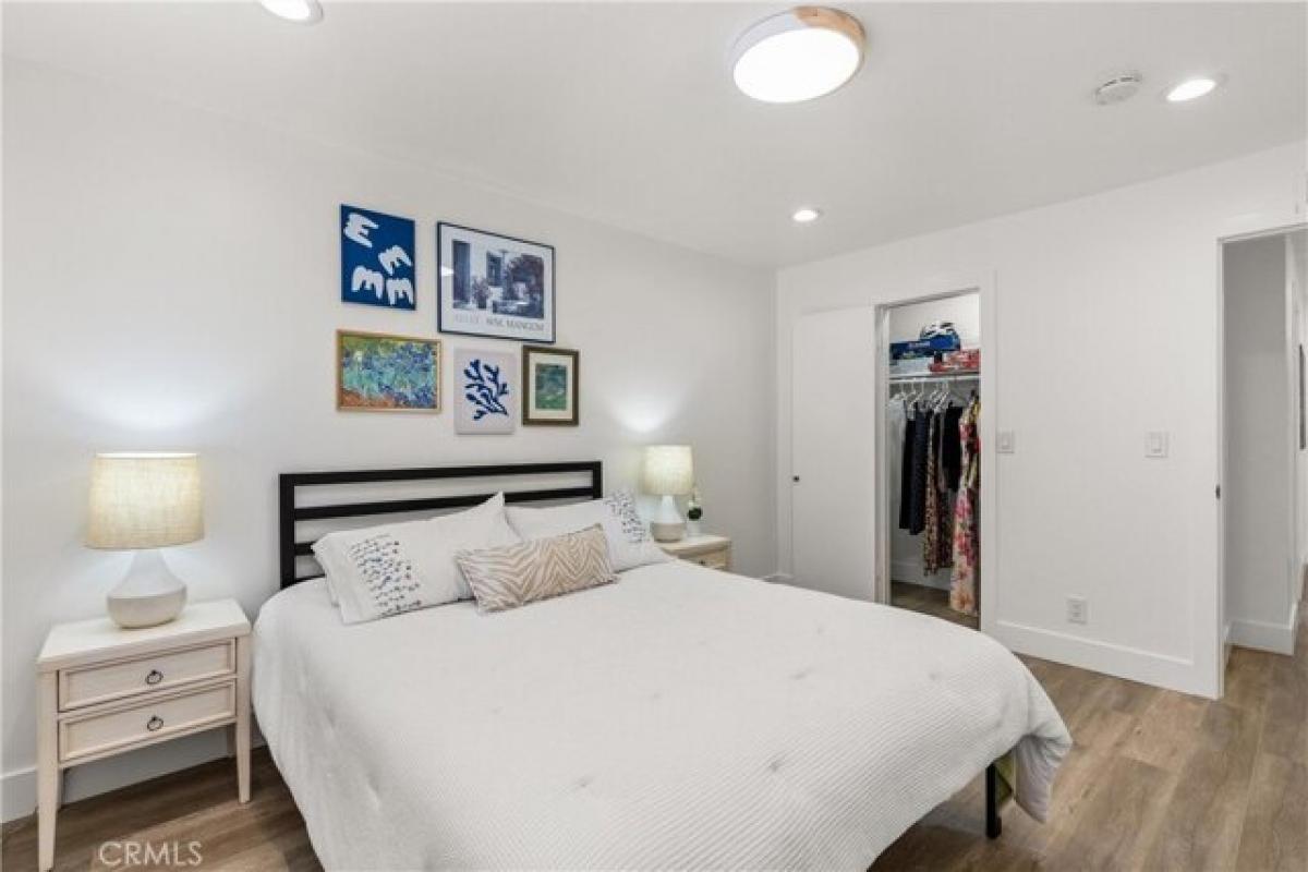 Picture of Home For Sale in Huntington Beach, California, United States