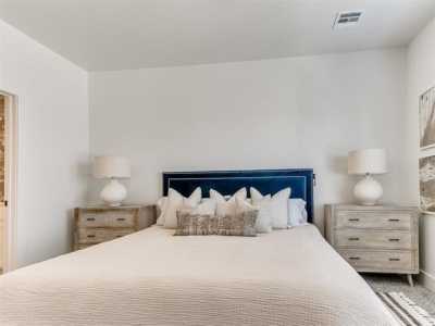 Home For Sale in Mustang, Oklahoma