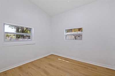 Home For Sale in Saint Petersburg, Florida