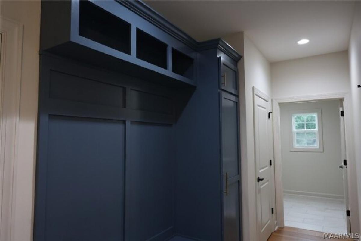 Picture of Home For Sale in Enterprise, Alabama, United States