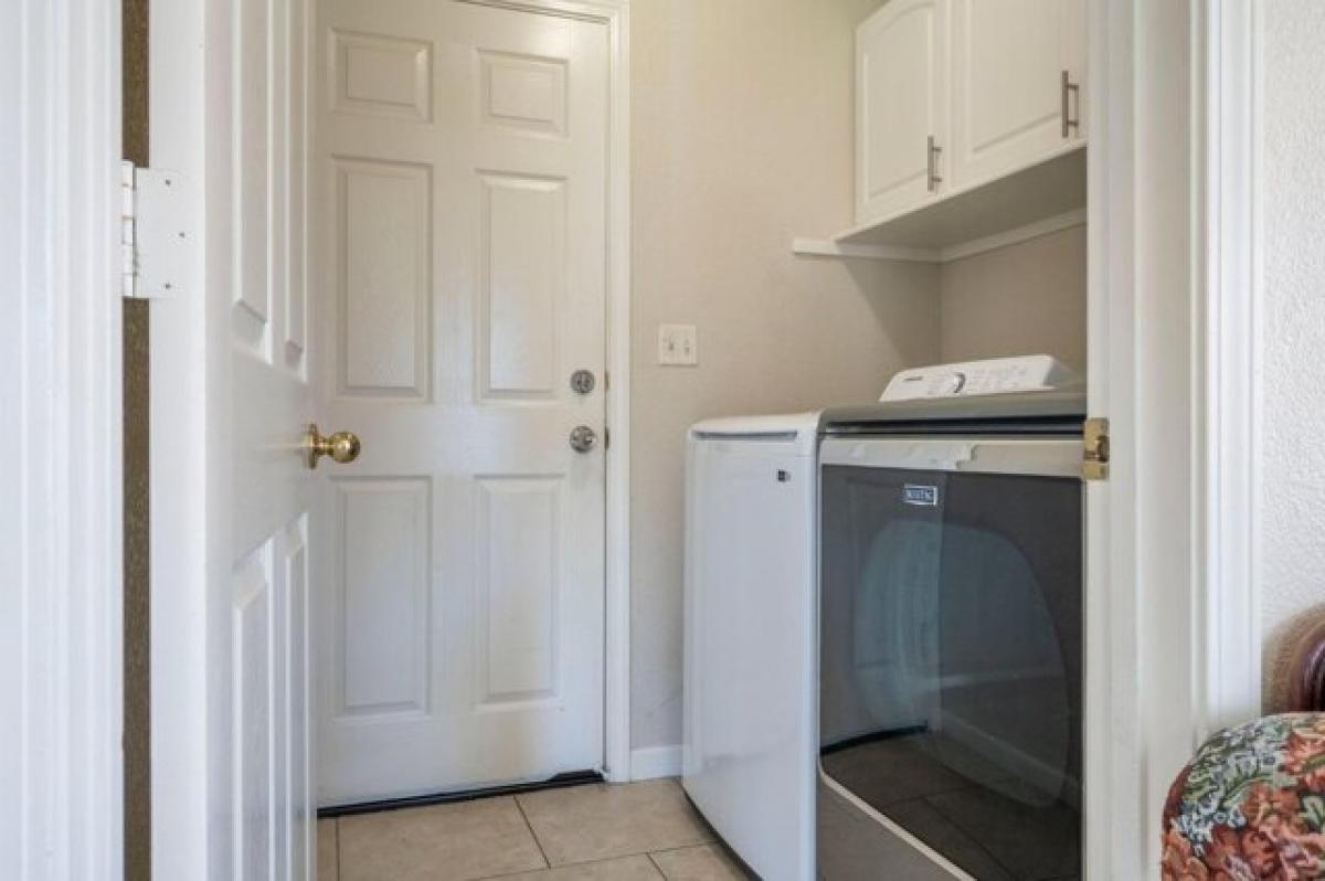 Picture of Home For Sale in Modesto, California, United States