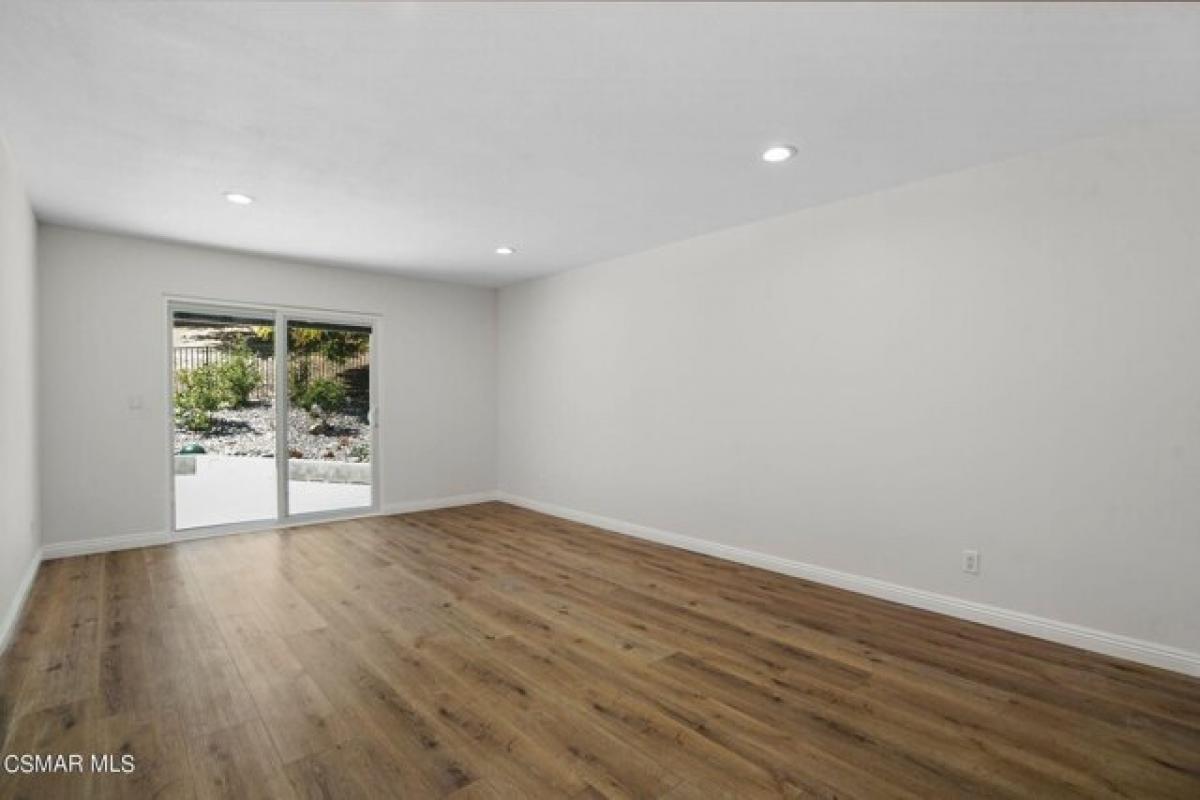 Picture of Home For Sale in Westlake Village, California, United States