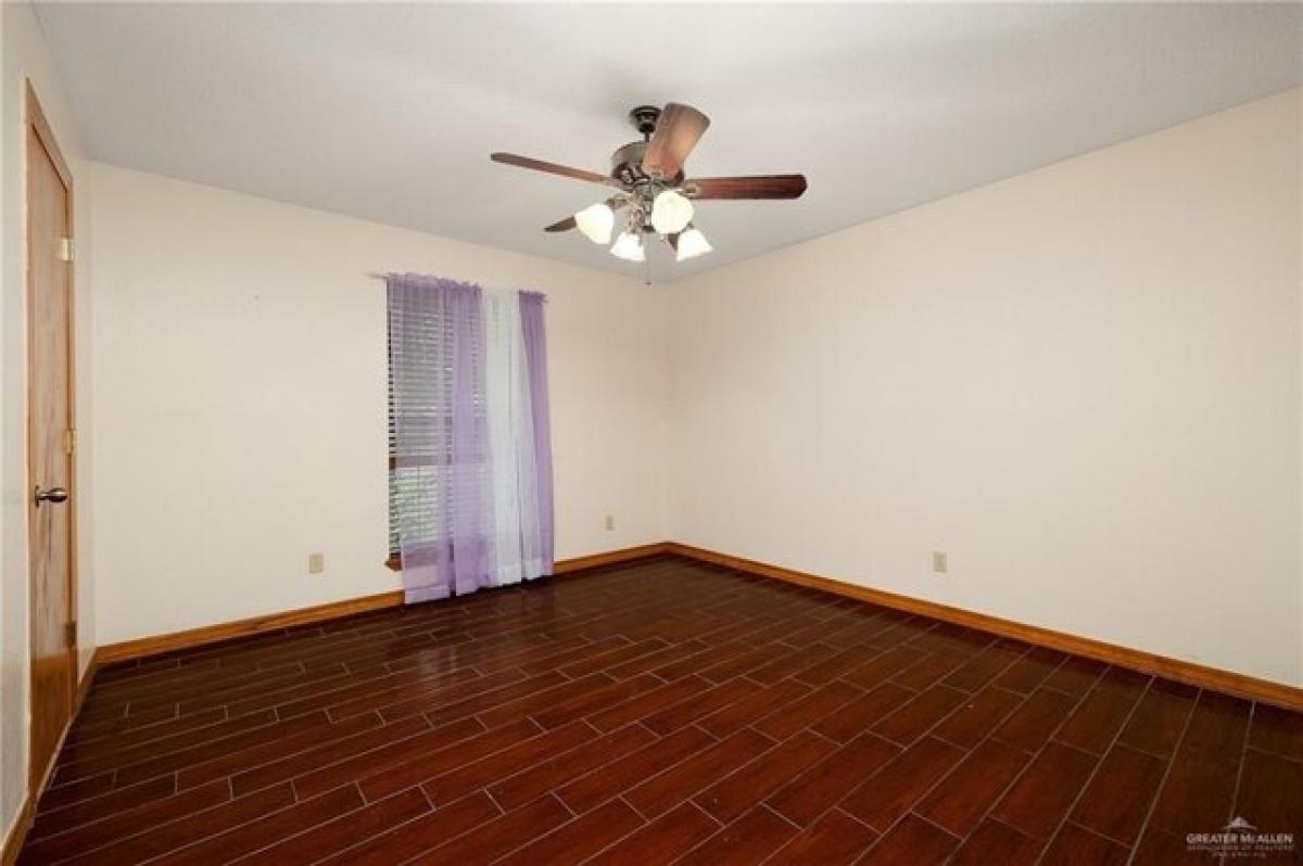 Picture of Home For Sale in Edinburg, Texas, United States