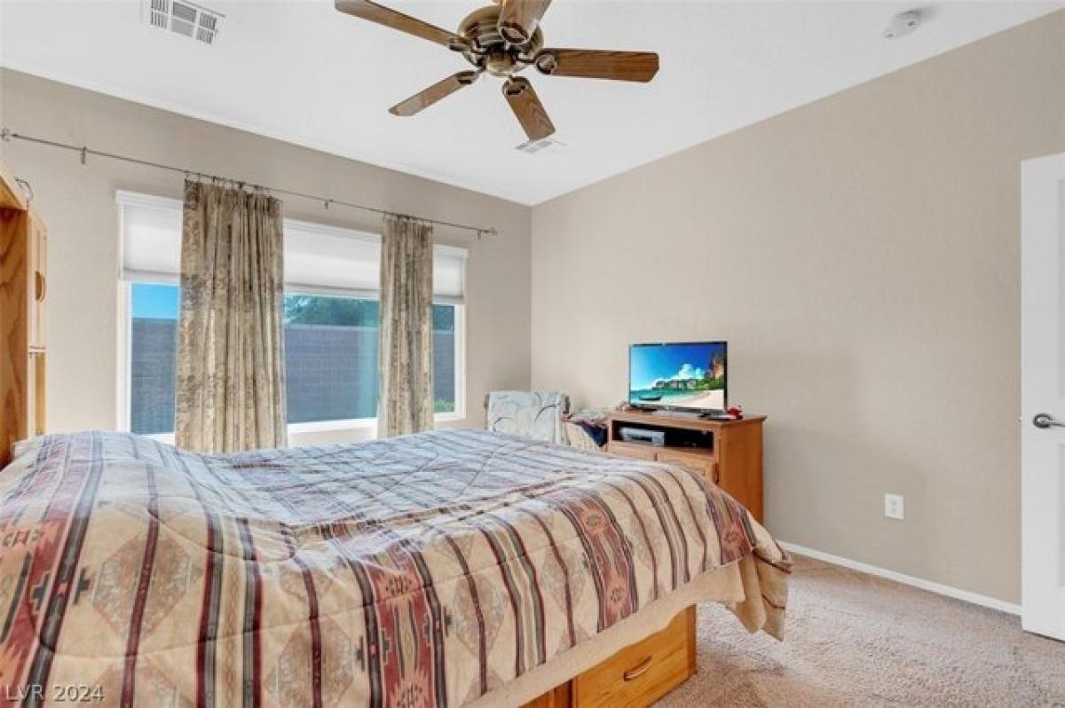 Picture of Home For Sale in North Las Vegas, Nevada, United States