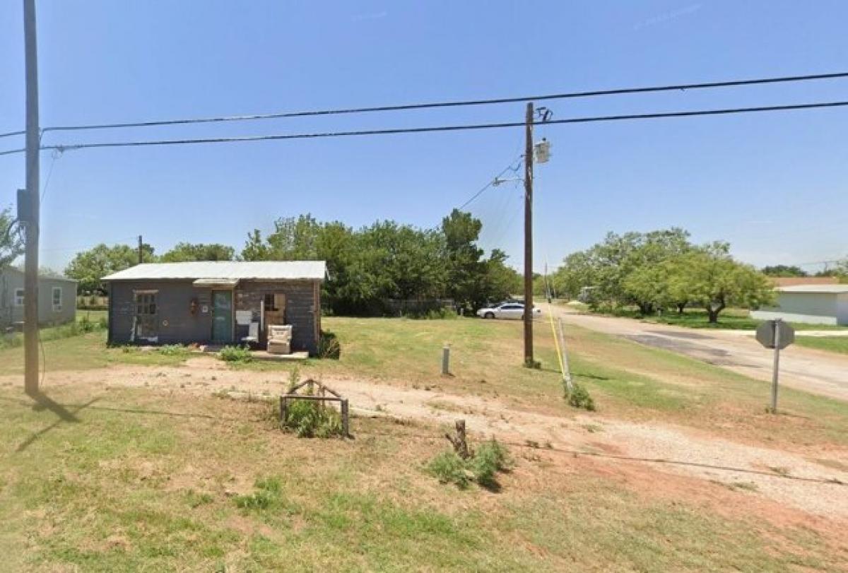 Picture of Home For Sale in Tye, Texas, United States