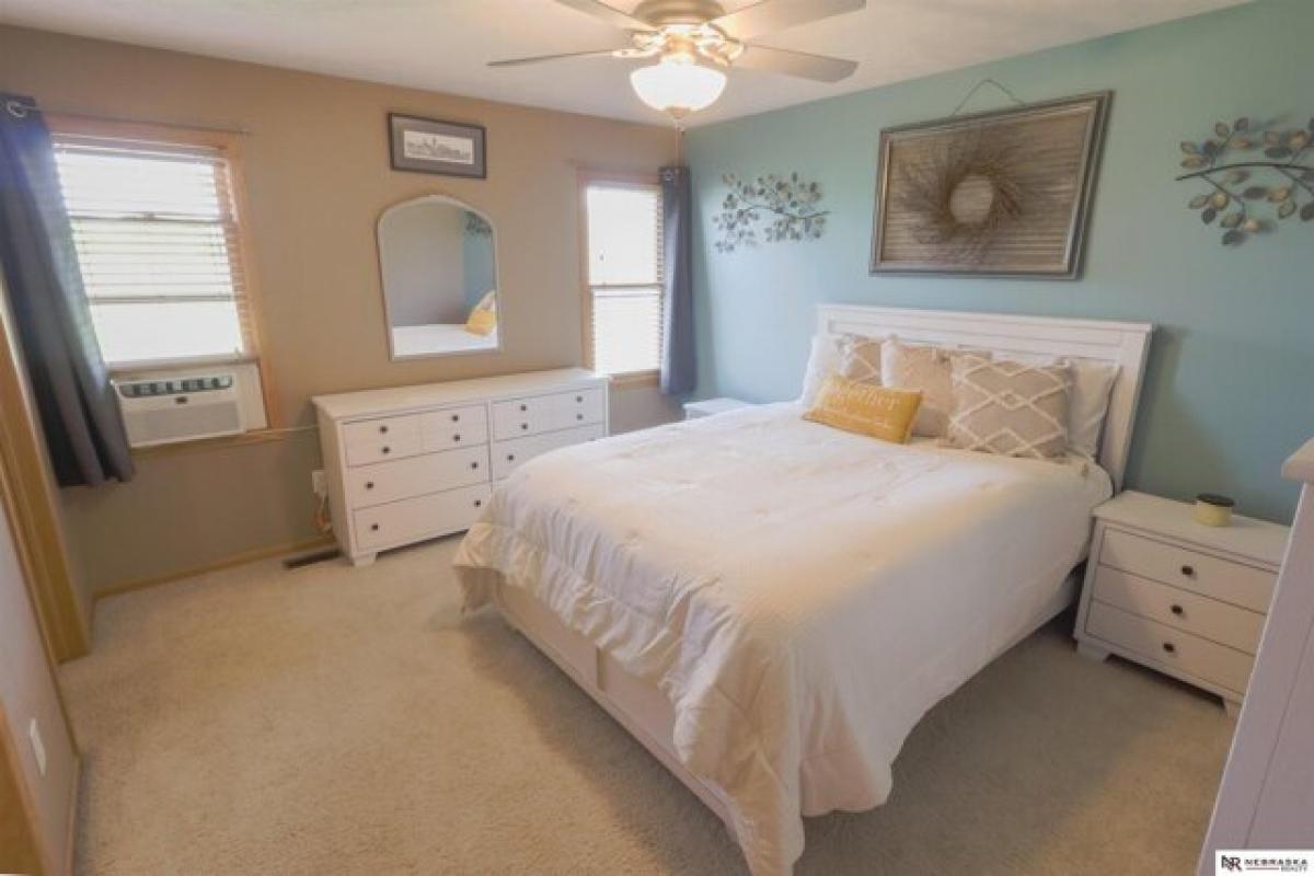 Picture of Home For Sale in Lincoln, Nebraska, United States