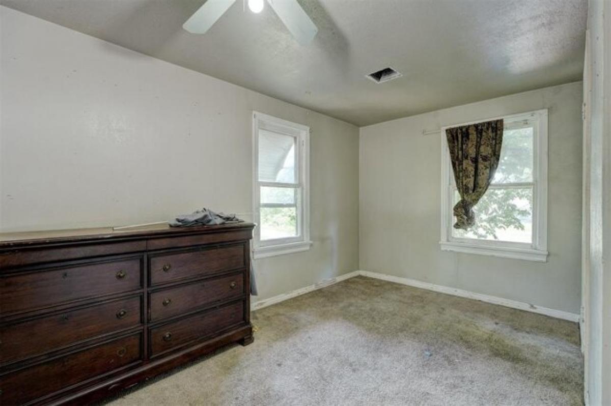 Picture of Home For Sale in Oklahoma City, Oklahoma, United States