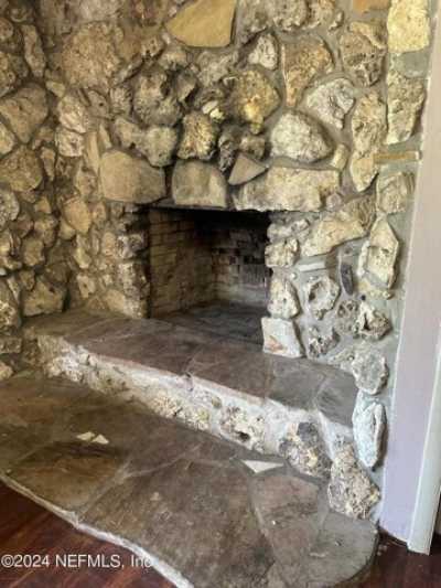 Home For Sale in Interlachen, Florida