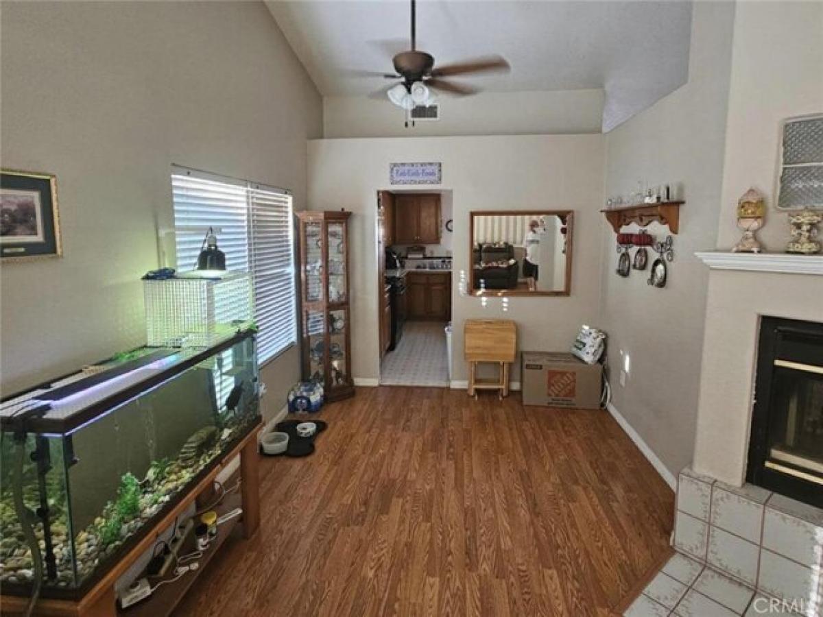 Picture of Home For Sale in Moreno Valley, California, United States