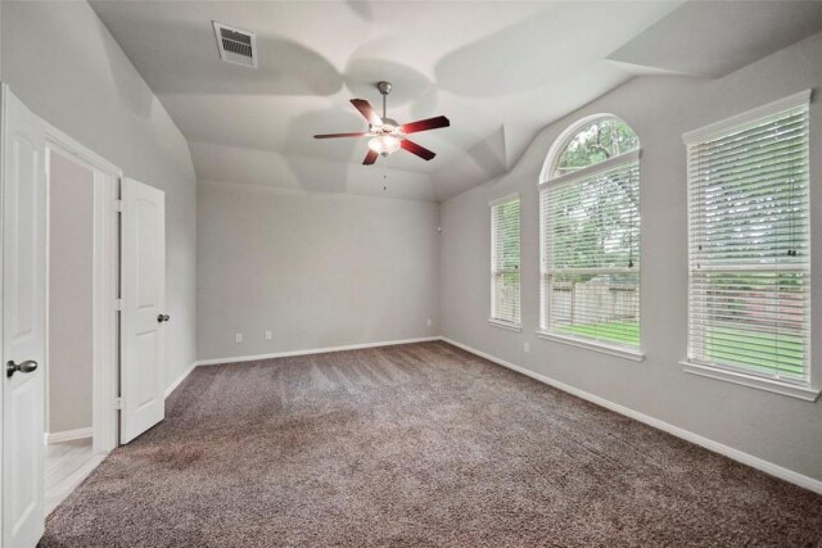 Picture of Home For Sale in Conroe, Texas, United States