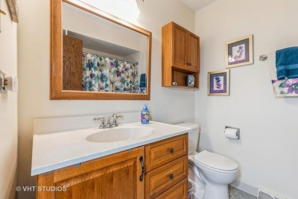 Picture of Home For Sale in Orland Park, Illinois, United States