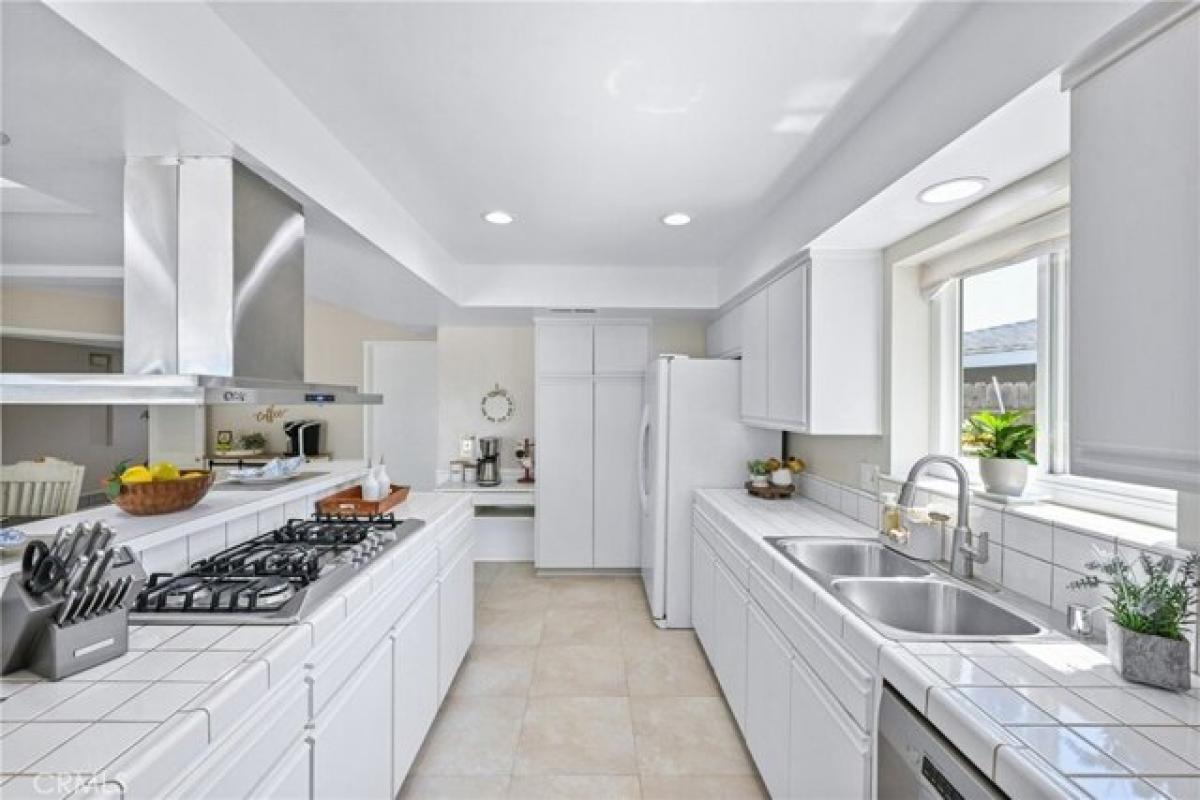 Picture of Home For Sale in Yorba Linda, California, United States