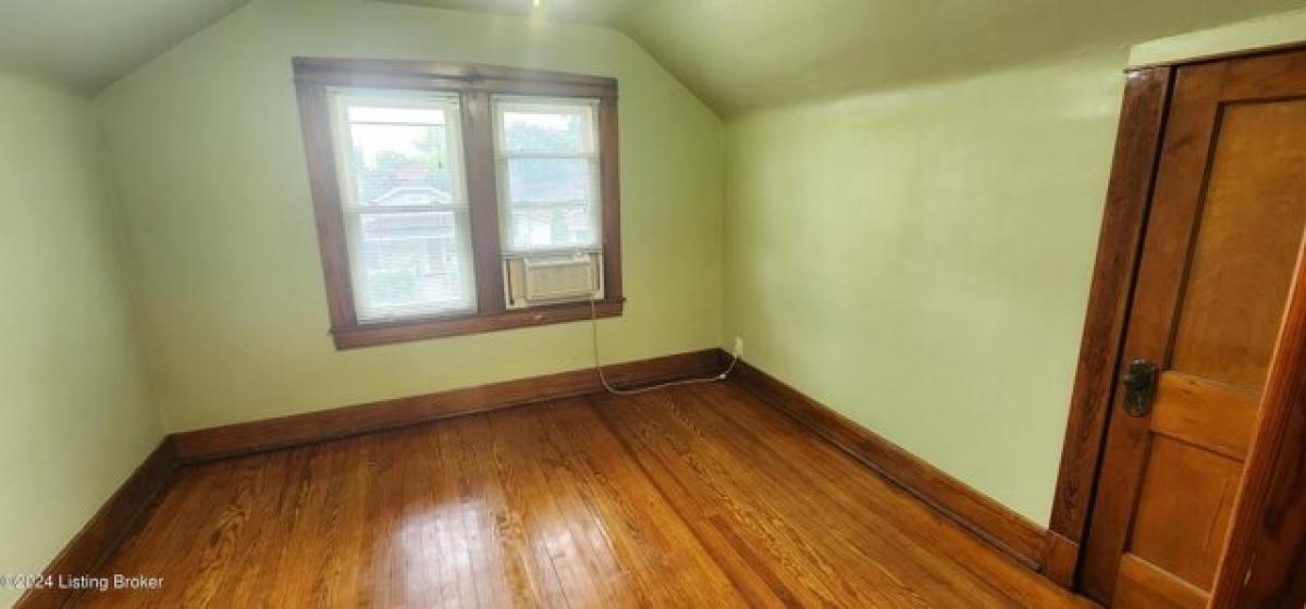 Picture of Home For Sale in Louisville, Kentucky, United States