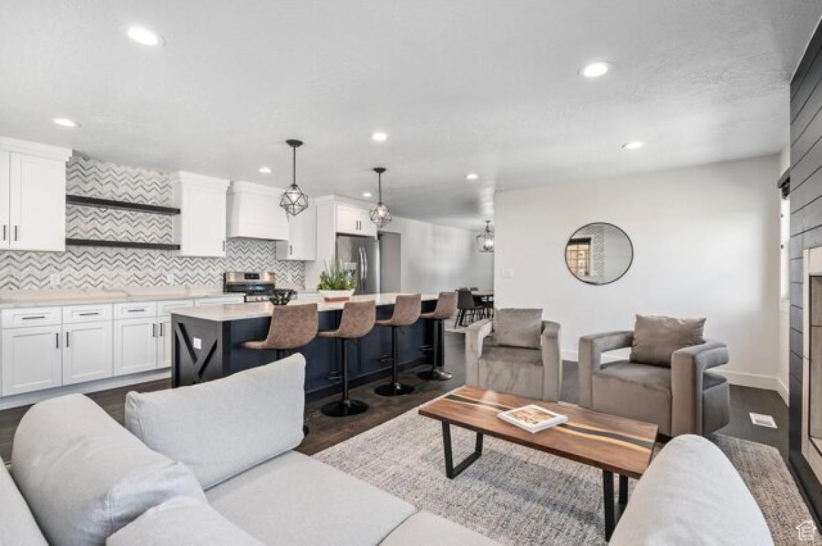 Picture of Home For Sale in Salt Lake City, Utah, United States