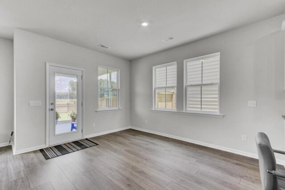 Picture of Home For Sale in Summerville, South Carolina, United States