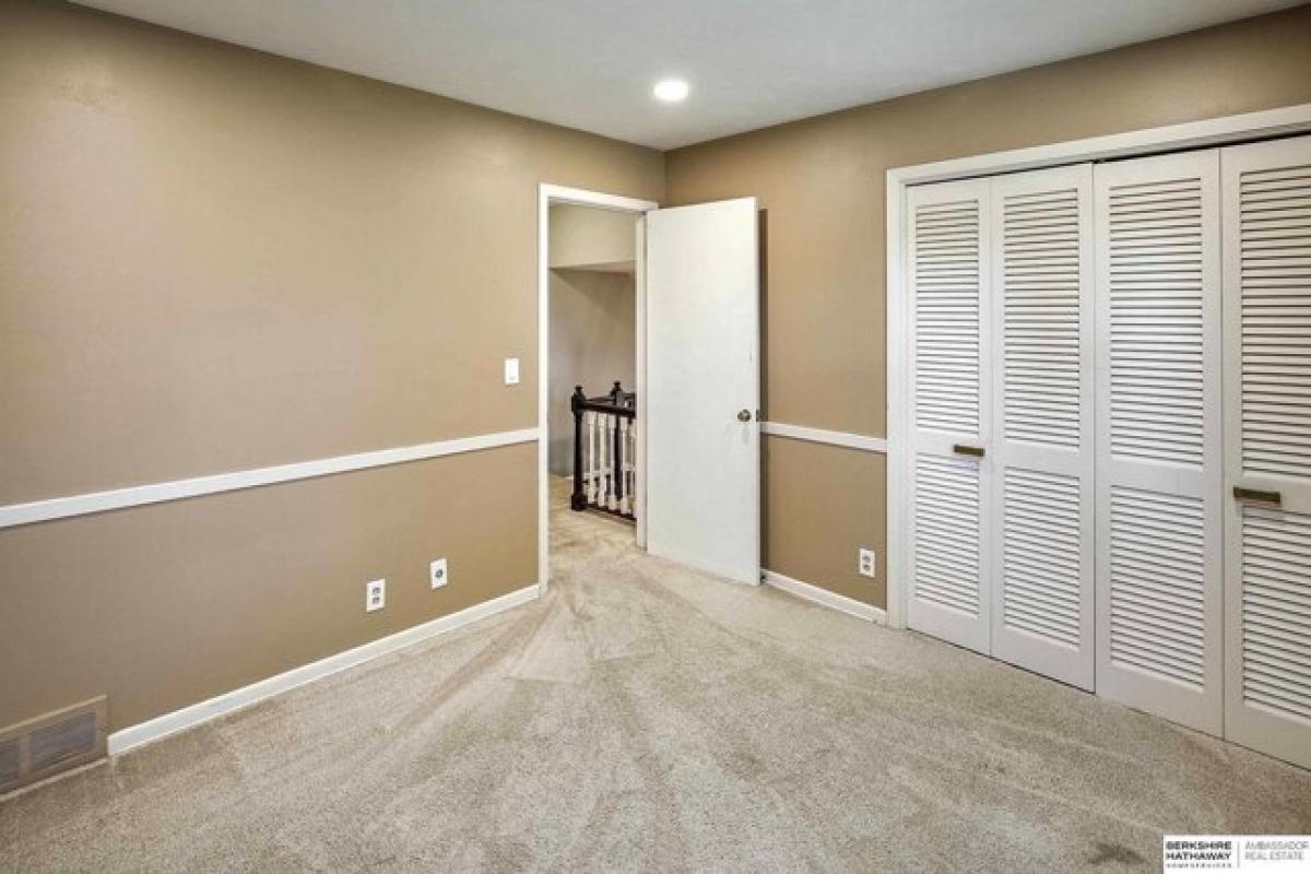 Picture of Home For Sale in Omaha, Nebraska, United States