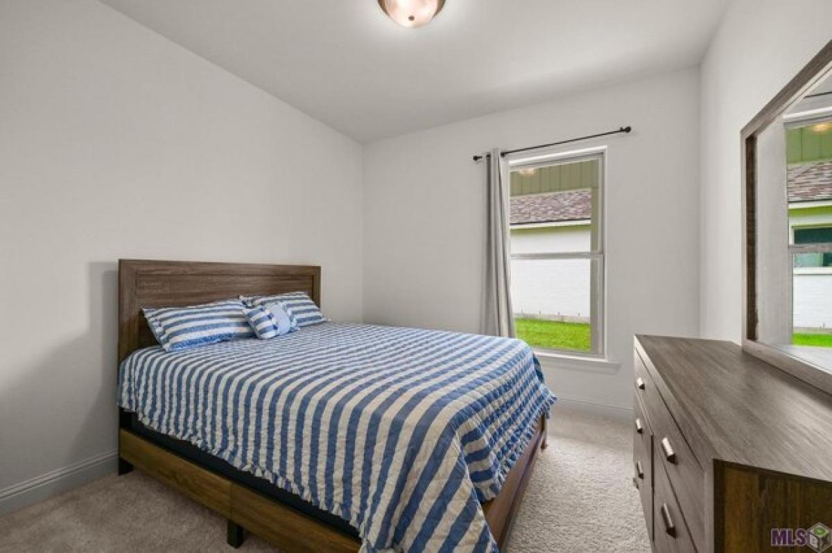 Picture of Home For Sale in Prairieville, Louisiana, United States