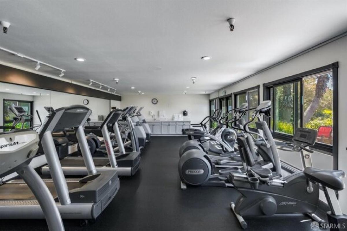 Picture of Home For Sale in San Francisco, California, United States