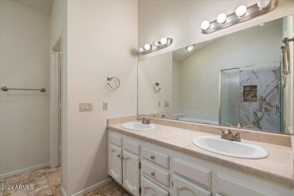 Picture of Home For Sale in Scottsdale, Arizona, United States