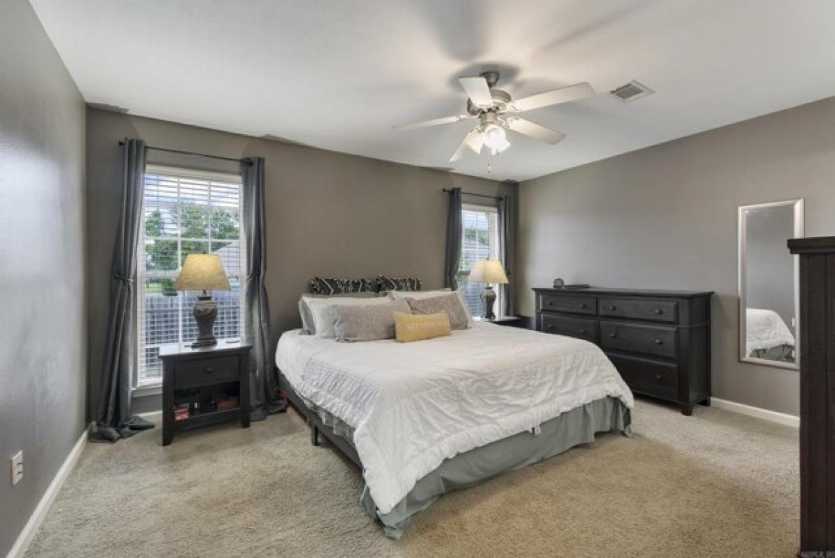 Picture of Home For Sale in Greenbrier, Arkansas, United States