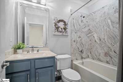 Home For Sale in Simpsonville, South Carolina