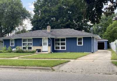 Home For Sale in Janesville, Wisconsin