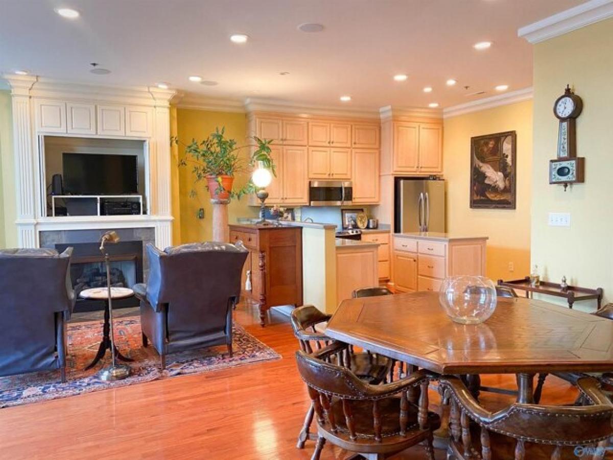 Picture of Home For Sale in Decatur, Alabama, United States