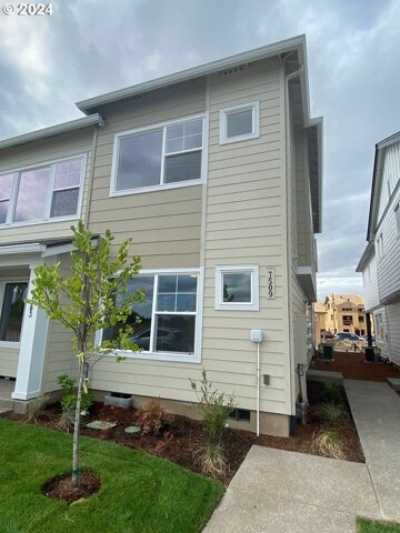 Home For Sale in Hillsboro, Oregon