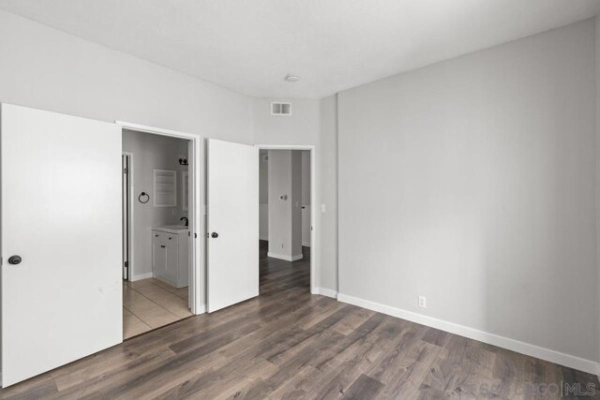 Picture of Home For Sale in Long Beach, California, United States