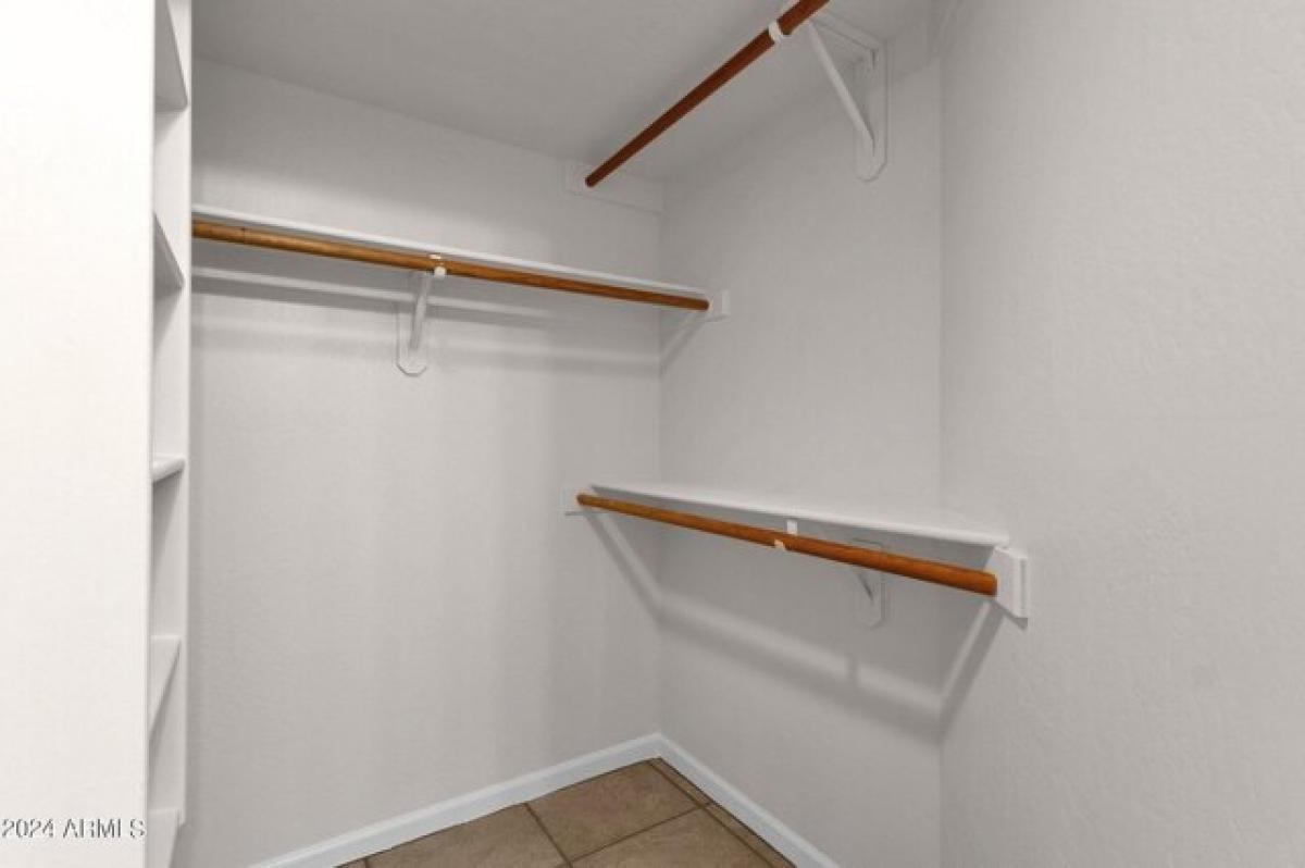 Picture of Home For Sale in Gilbert, Arizona, United States